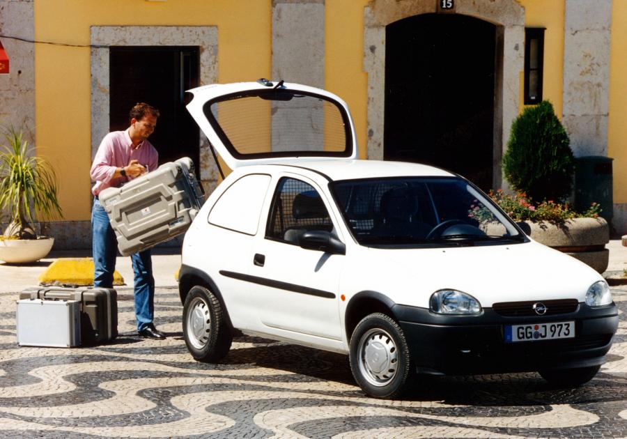  Opel Corsa Van (B) 1997 года  (фото 2 из 3)